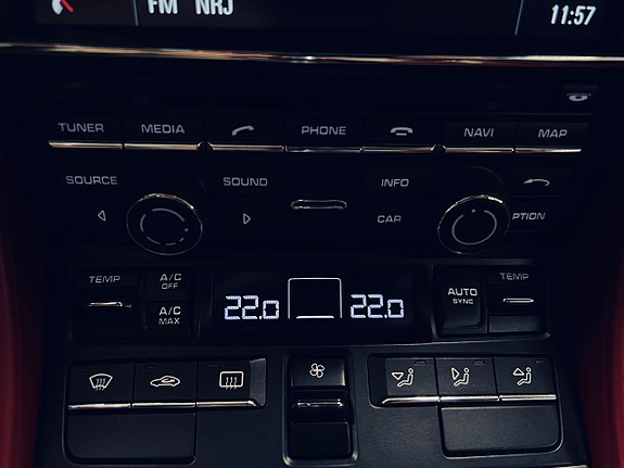Porsche 911 Carrera S 21 of 27