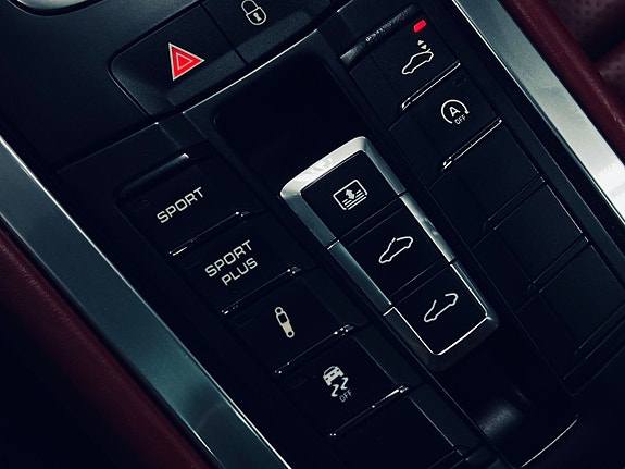 Porsche 911 Carrera S 20 of 27