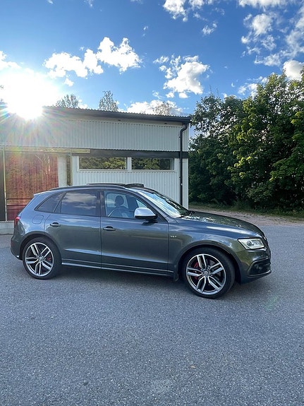 Audi Q5 6 of 27