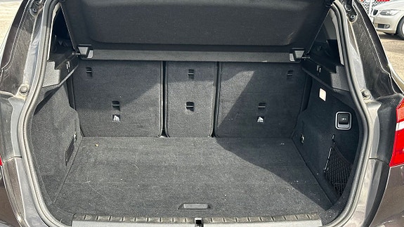 BMW 218 21 of 27