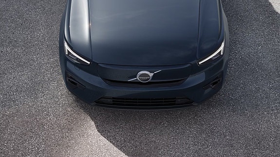 Volvo EX40 9 of 17