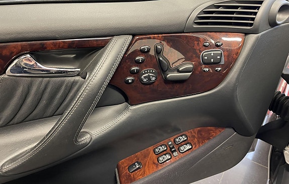 Mercedes-Benz CL600 21 of 29