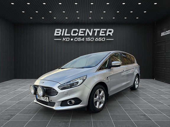 Ford S-MAX 3 of 5