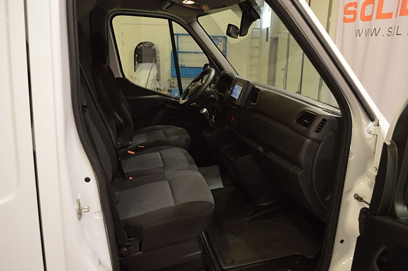 Renault Master 9 of 13