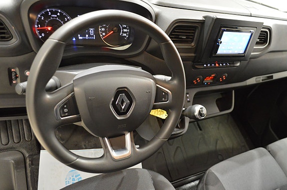 Renault Master 8 of 13
