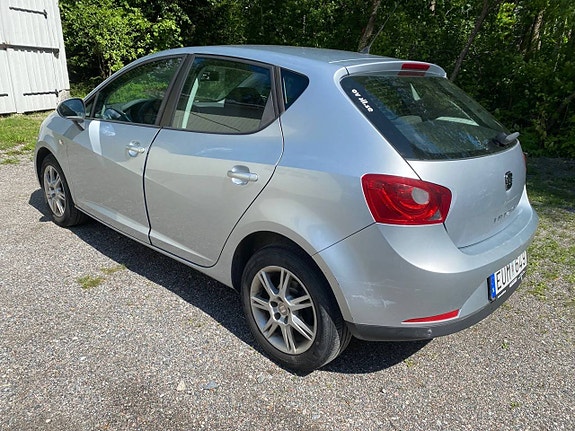Seat Ibiza 4 of 5