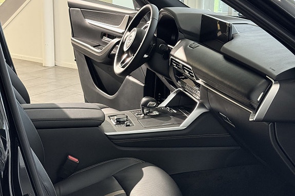 Mazda CX-80 15 of 17