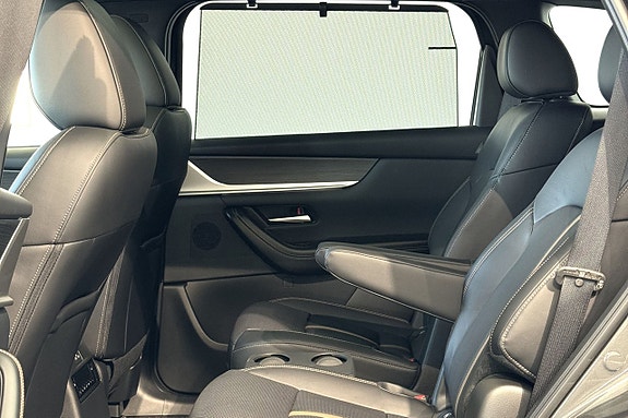 Mazda CX-80 4 of 17