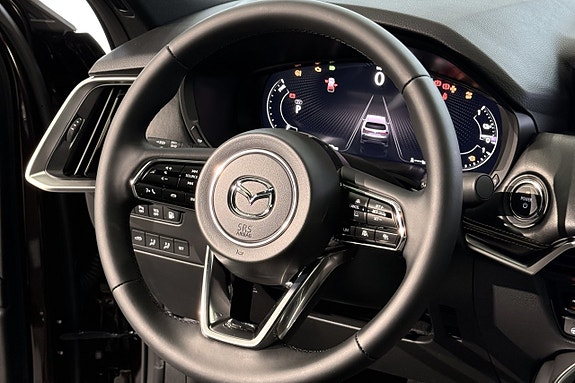Mazda CX-80 12 of 17