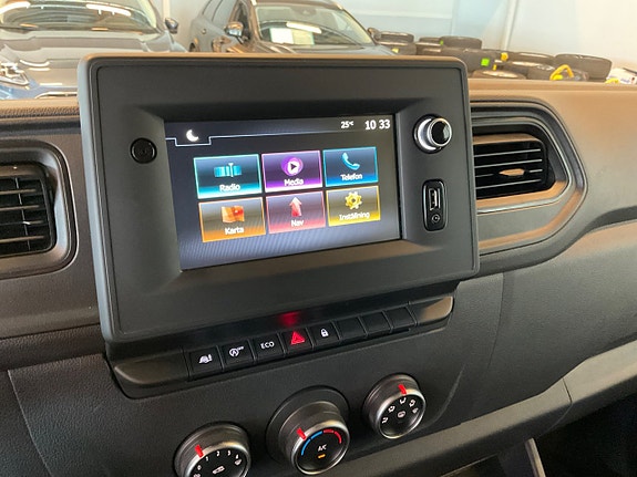 Nissan Interstar 8 of 9