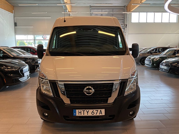 Nissan Interstar 2 of 5