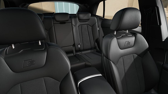 Audi Q8 10 of 11