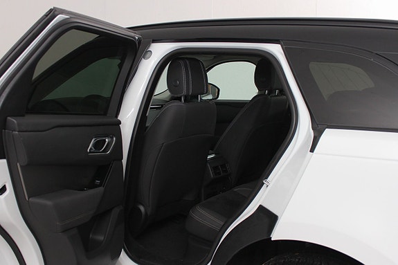Land Rover Range Rover Velar 19 of 27
