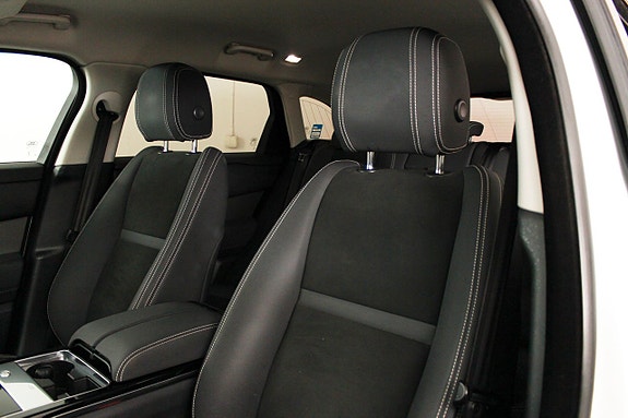 Land Rover Range Rover Velar 27 of 27