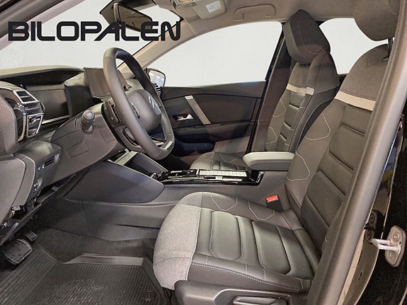 Citroen C4 9 of 12