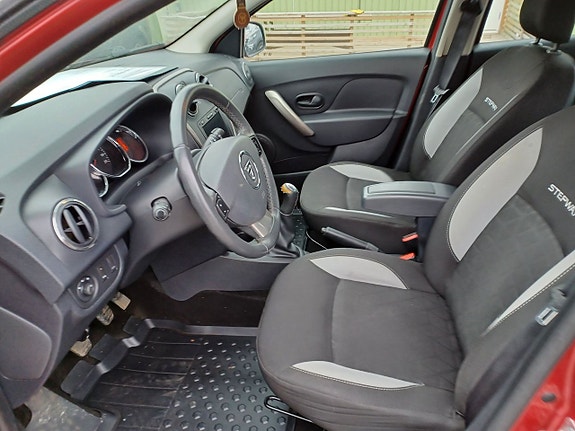 Dacia Sandero Stepway 13 of 18