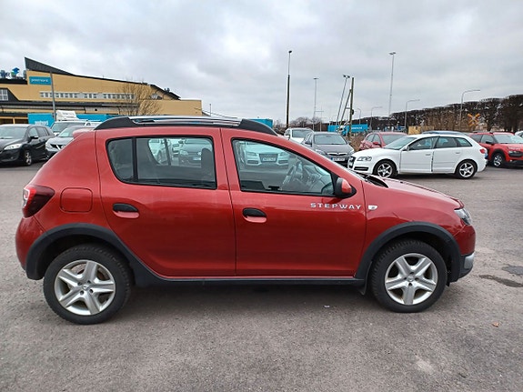 Dacia Sandero Stepway 7 of 18