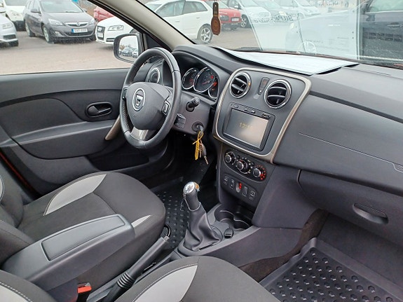 Dacia Sandero Stepway 10 of 18