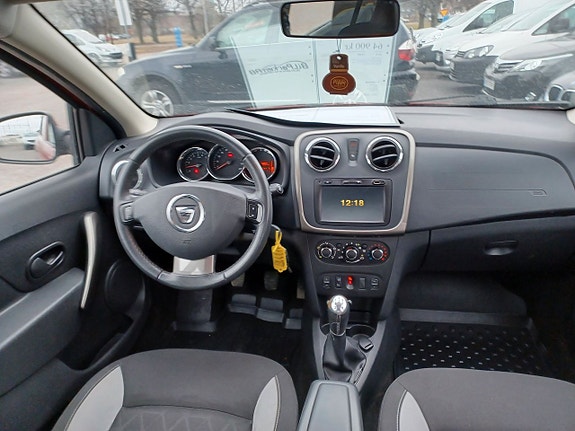 Dacia Sandero Stepway 12 of 18