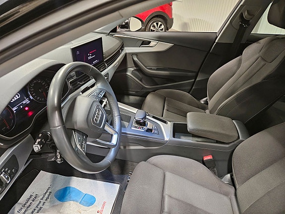 Audi A4 5 of 11