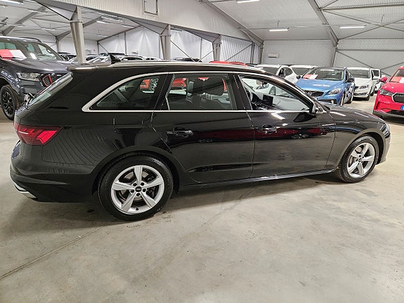 Audi A4 3 of 11
