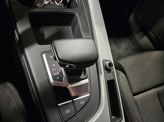 Audi A4 8 of 11
