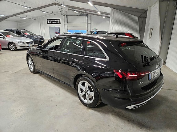 Audi A4 4 of 11