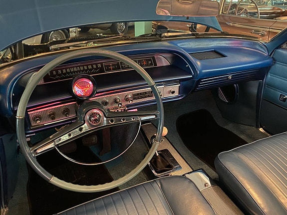 Chevrolet Impala 6 of 8