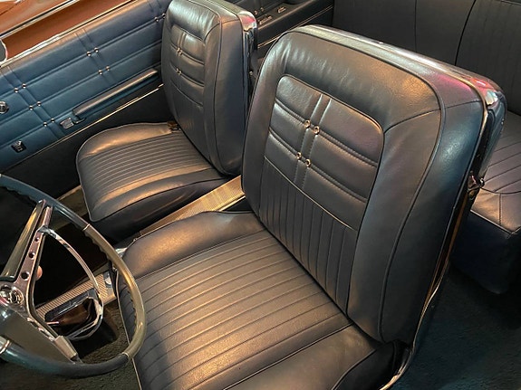 Chevrolet Impala 4 of 8