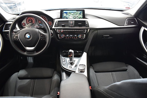 BMW 330e 8 of 17