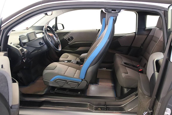 BMW i3 4 of 5
