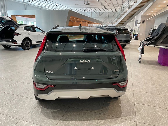 Kia Niro 3 of 8