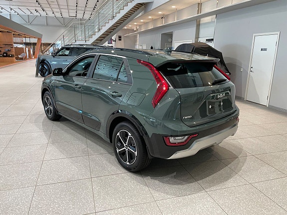 Kia Niro 2 of 8