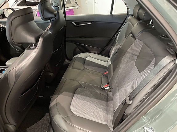 Kia Niro 6 of 8