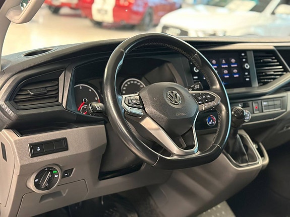 Volkswagen Transporter 23 of 25