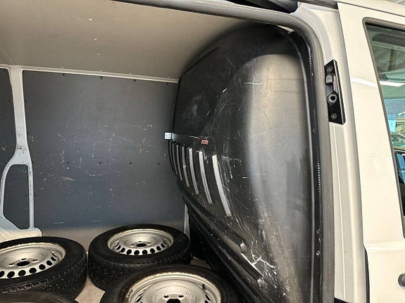 Volkswagen Transporter 12 of 25