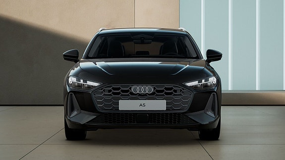 Audi A5 4 of 5