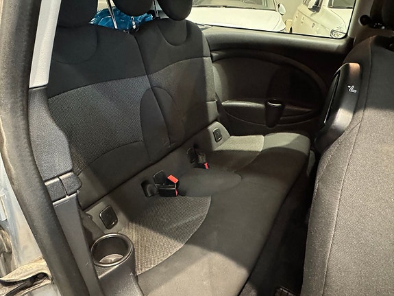 MINI Clubman One 11 of 13