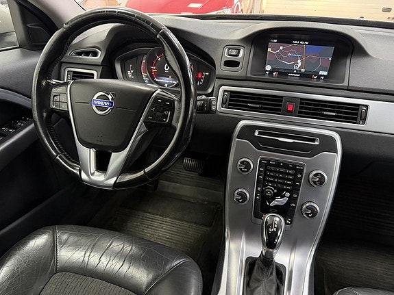 Volvo V70 8 of 21
