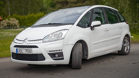 Citroen C4 Picasso 3 of 5