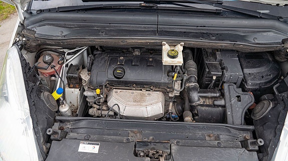 Citroen C4 Picasso 13 of 14