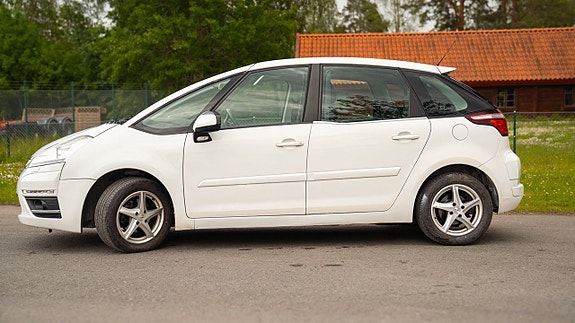 Citroen C4 Picasso 4 of 5