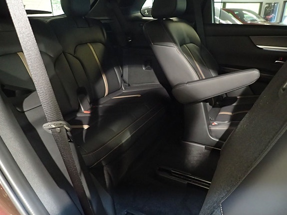 Mazda CX-80 18 of 21