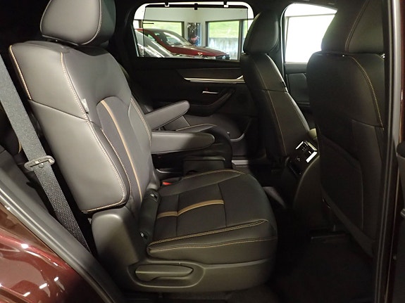 Mazda CX-80 17 of 21