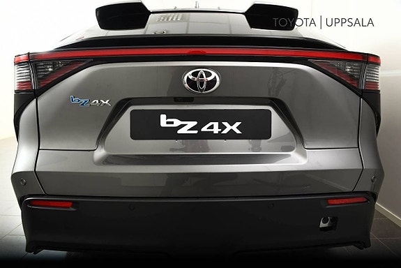 Toyota bZ4X 5 of 5