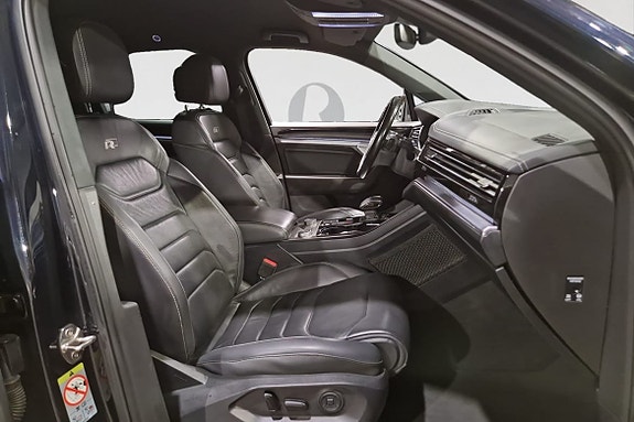 Volkswagen Touareg 15 of 17