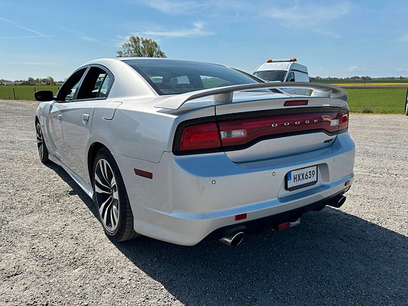 Dodge Charger 9 of 24