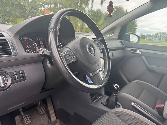 Volkswagen Touran 10 of 10