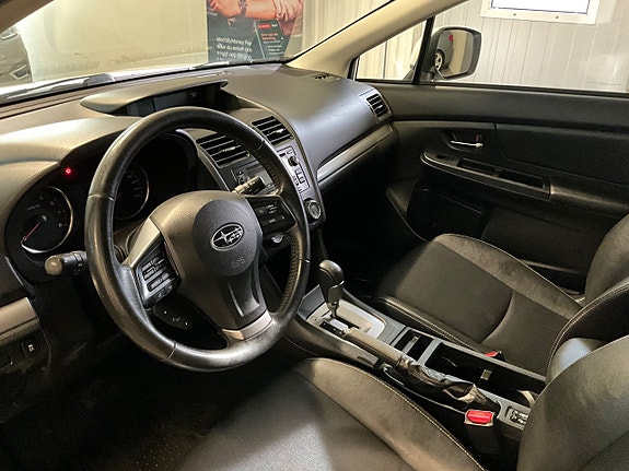 Subaru Impreza 6 of 13