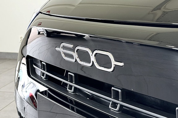 Fiat 600 7 of 12